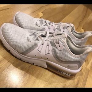 Nike Air Max Sequent 3 Brand New!